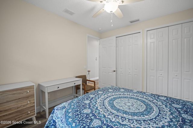 406 Pineapple Square SW, Vero Beach, FL 32962