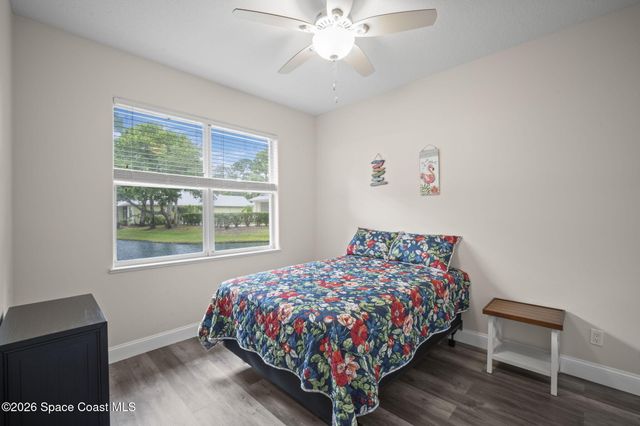406 Pineapple Square SW, Vero Beach, FL 32962
