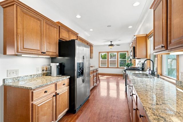 1500 Vincent Avenue N, Minneapolis, MN 55411