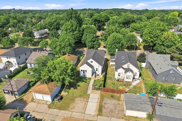 1500 Vincent Avenue N, Minneapolis, MN 55411