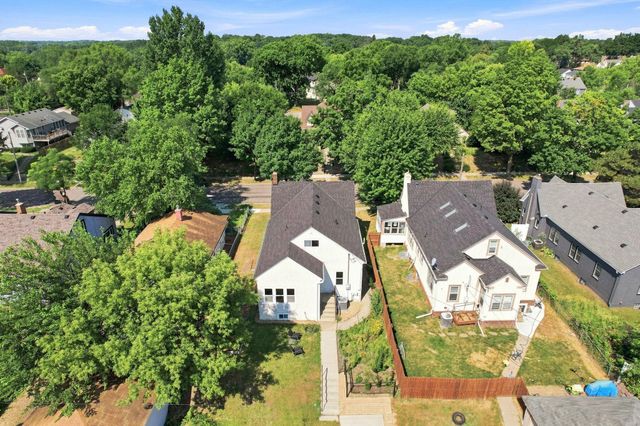 1500 Vincent Avenue N, Minneapolis, MN 55411