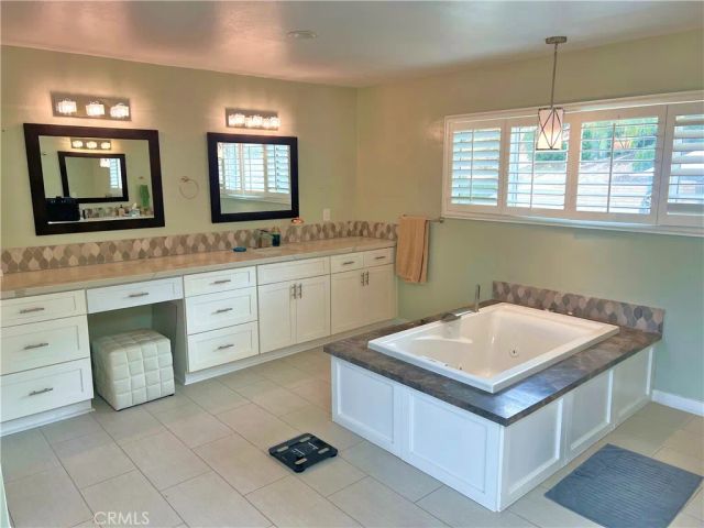 2846 Willow Glen Drive, El Cajon, CA 92019