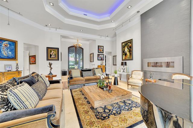 3600 Paddock Rd, Weston, FL 33331