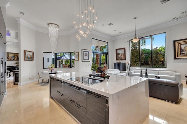 3600 Paddock Rd, Weston, FL 33331