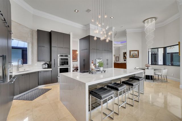 3600 Paddock Rd, Weston, FL 33331