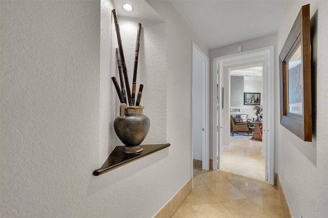 3600 Paddock Rd, Weston, FL 33331