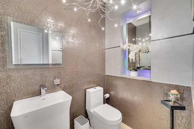 3600 Paddock Rd, Weston, FL 33331