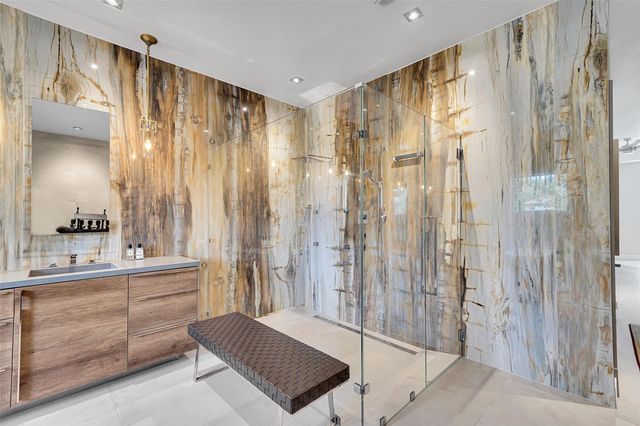 3600 Paddock Rd, Weston, FL 33331