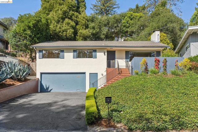 844 Blair Ave, Oakland, CA 94611