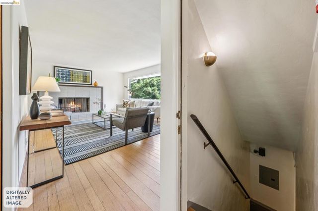 844 Blair Ave, Oakland, CA 94611
