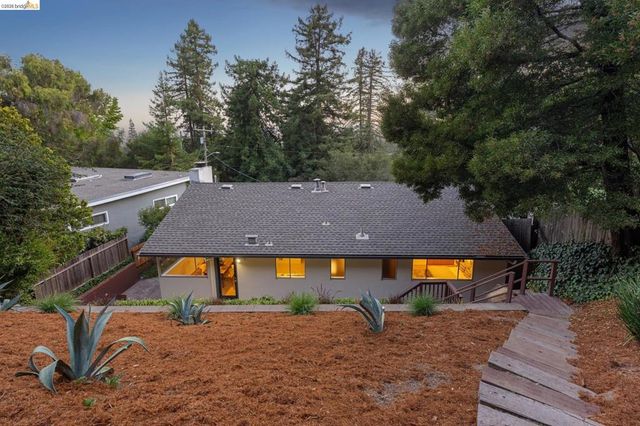 844 Blair Ave, Oakland, CA 94611