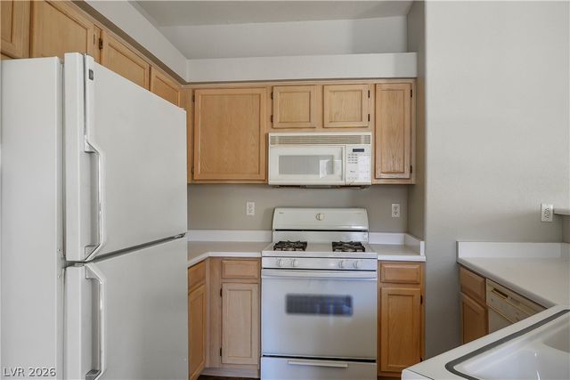 5415 West Harmon Avenue 1122, Las Vegas, NV 89103