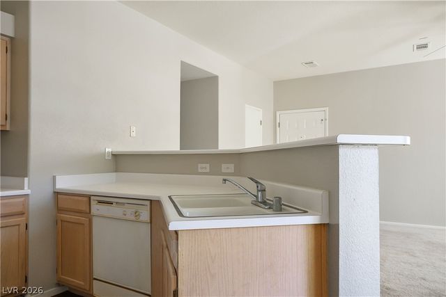 5415 West Harmon Avenue 1122, Las Vegas, NV 89103