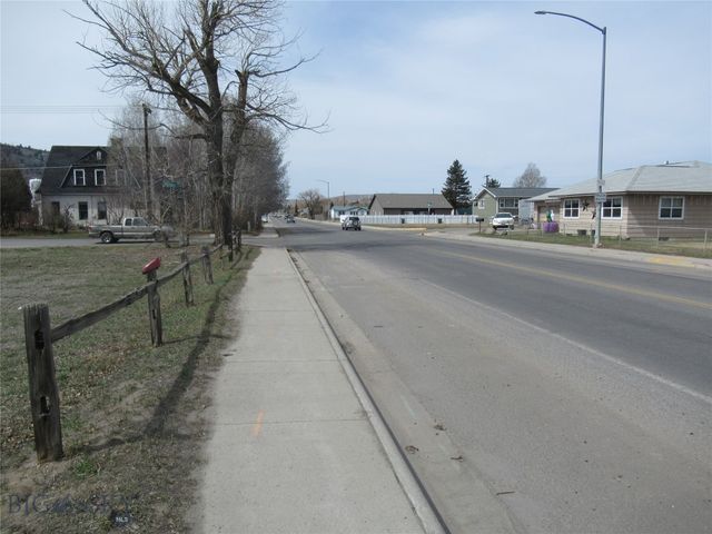 1830 Holmes, Butte, MT 59701