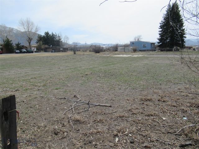 1830 Holmes, Butte, MT 59701