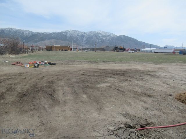 1830 Holmes, Butte, MT 59701