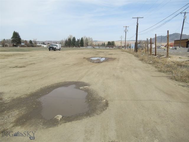 1830 Holmes, Butte, MT 59701