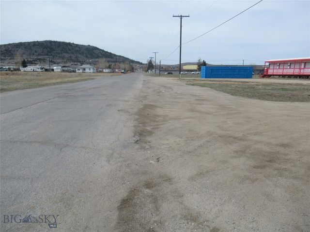 1830 Holmes, Butte, MT 59701