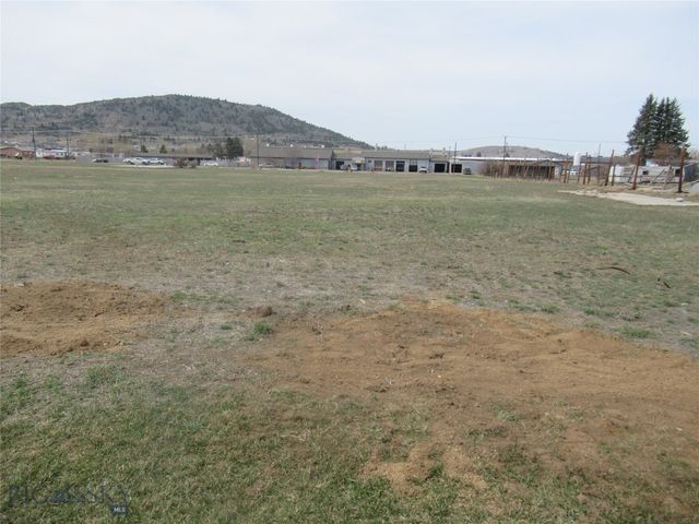 1830 Holmes, Butte, MT 59701