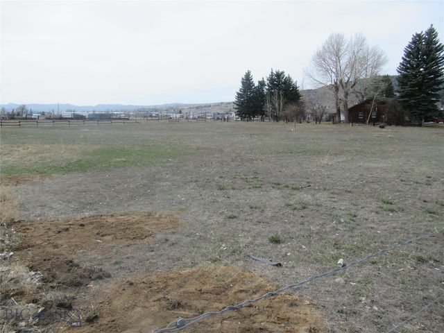 1830 Holmes, Butte, MT 59701