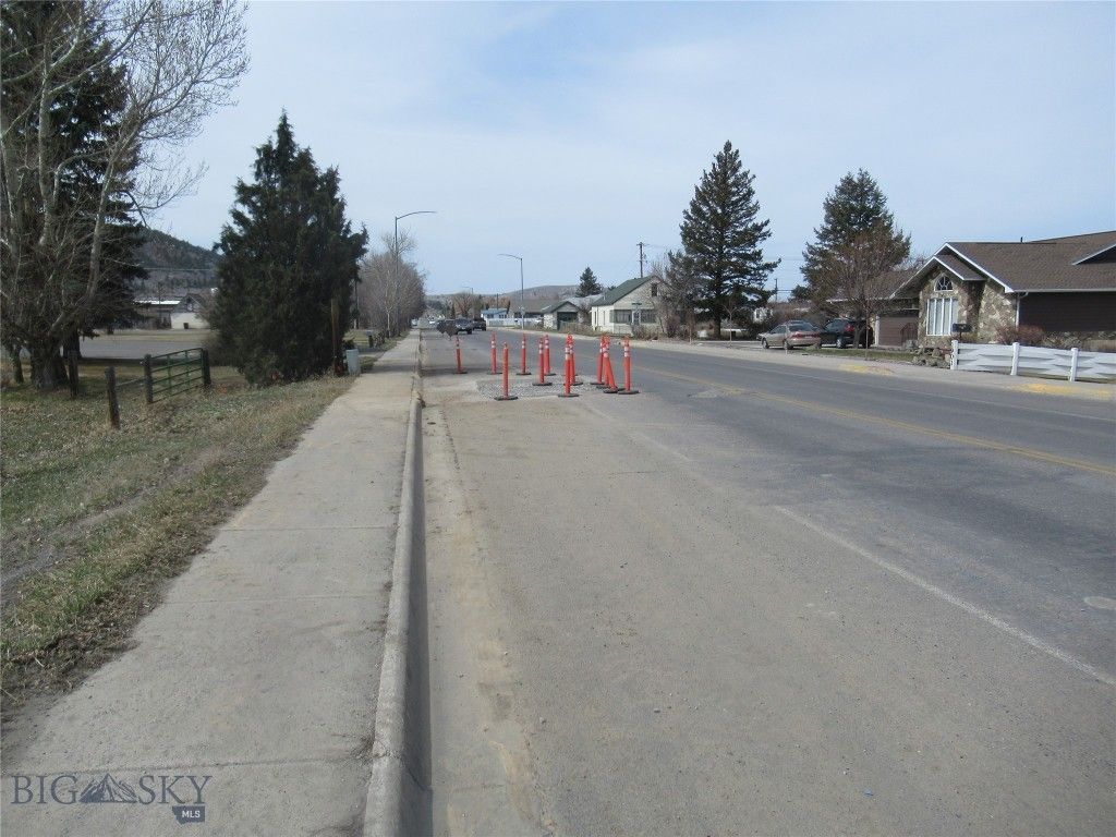 1830 Holmes, Butte, MT 59701 photo 2