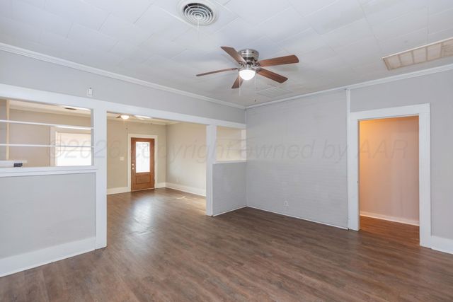 2214 S TAYLOR Street, Amarillo, TX 79109