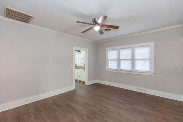 2214 S TAYLOR Street, Amarillo, TX 79109