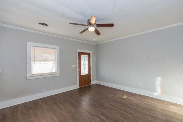 2214 S TAYLOR Street, Amarillo, TX 79109