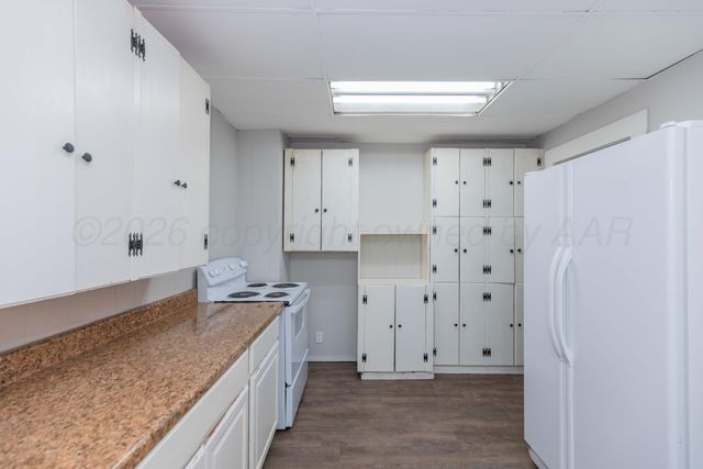 2214 S TAYLOR Street, Amarillo, TX 79109