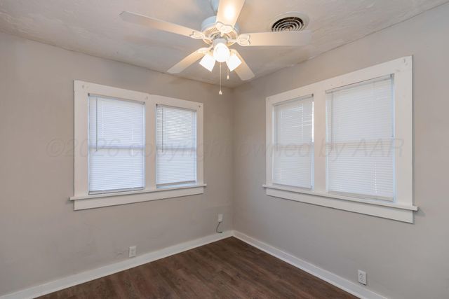 2214 S TAYLOR Street, Amarillo, TX 79109