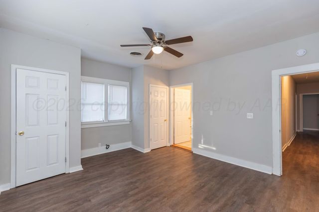 2214 S TAYLOR Street, Amarillo, TX 79109