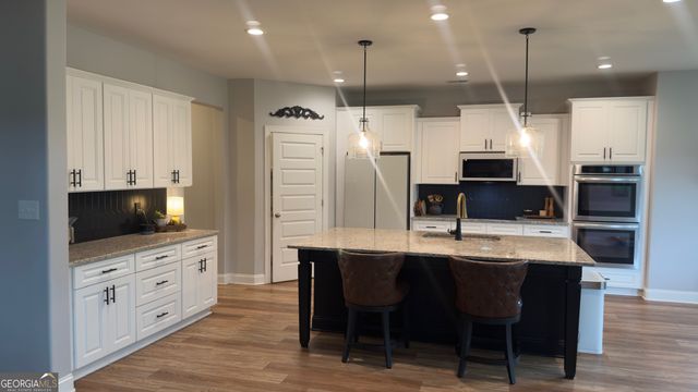 230 Bluff Mill Farms Drive, Senoia, GA 30276