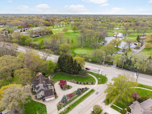 227 Miraflores Avenue, Waukegan, IL 60087