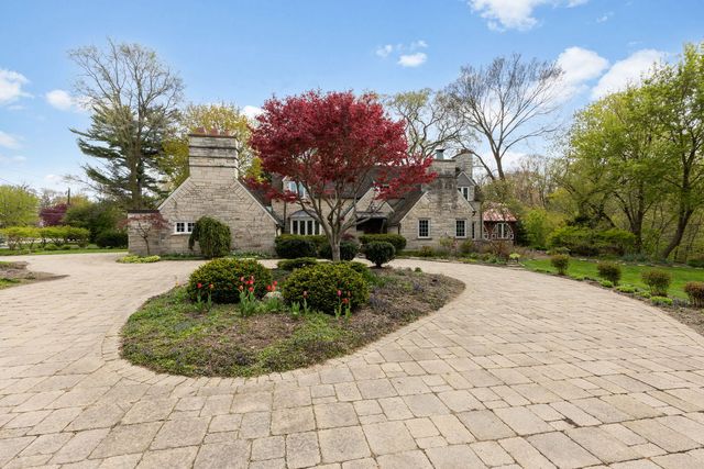 227 Miraflores Avenue, Waukegan, IL 60087