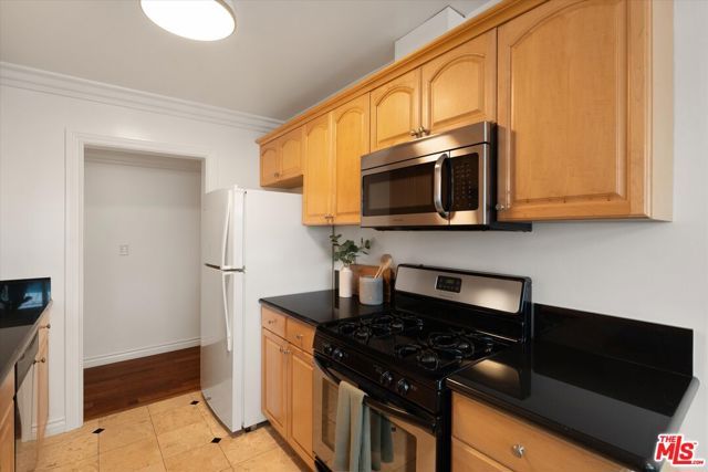 1021 5th Street 107, Santa Monica, CA 90403