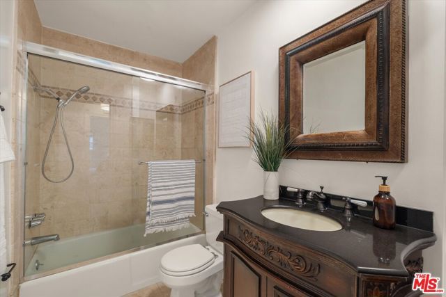 1021 5th Street 107, Santa Monica, CA 90403