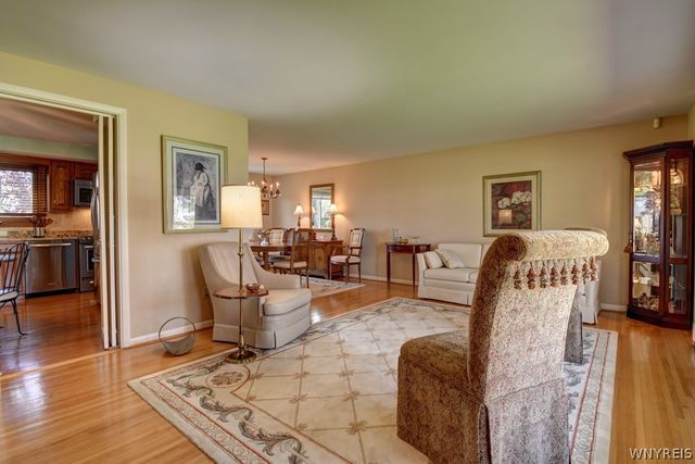 17 Willow Green Drive, Amherst, NY 14228