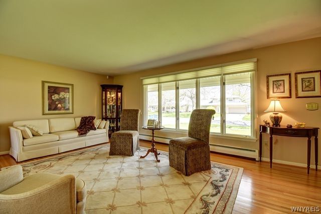 17 Willow Green Drive, Amherst, NY 14228