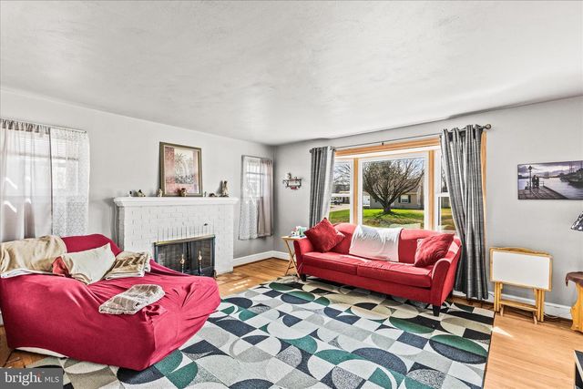 1885 ROOSEVELT AVE, York, PA 17408