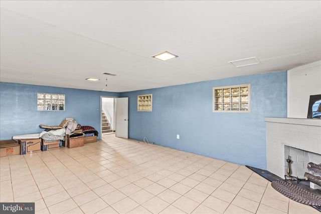 1885 ROOSEVELT AVE, York, PA 17408