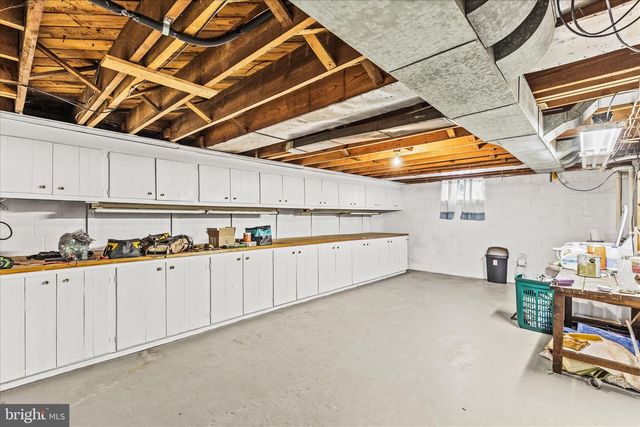 1885 ROOSEVELT AVE, York, PA 17408