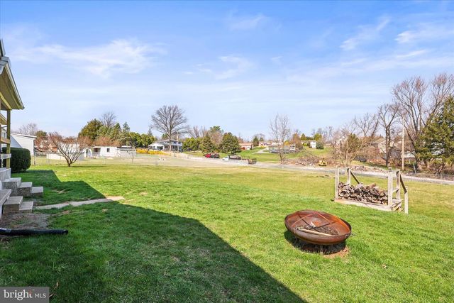 1885 ROOSEVELT AVE, York, PA 17408