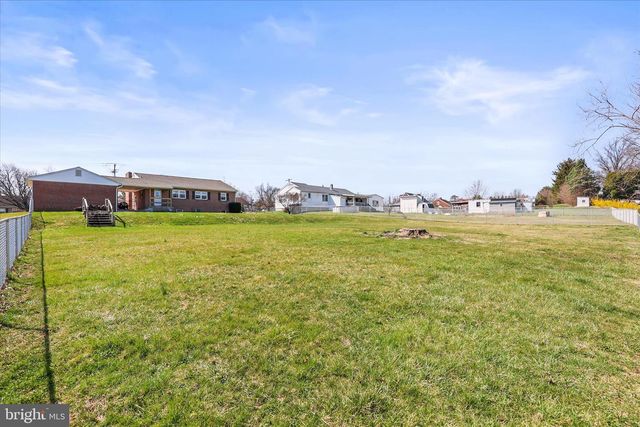 1885 ROOSEVELT AVE, York, PA 17408