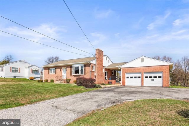 1885 ROOSEVELT AVE, York, PA 17408