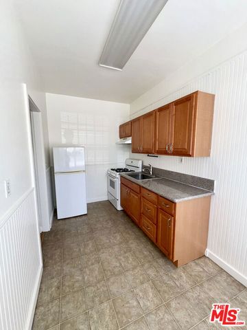 439 N Van Ness Avenue, Los Angeles, CA 90004