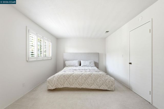 1167 Saint Matthew Pl 102, Concord, CA 94518