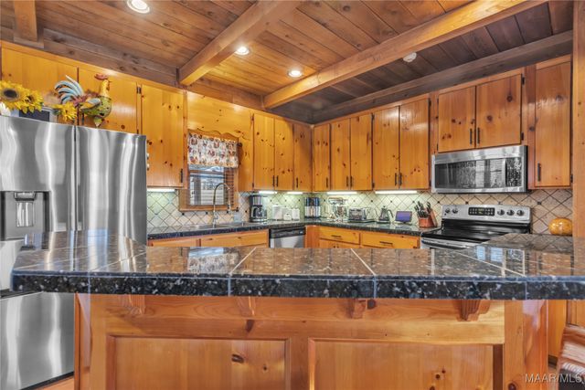 937 Ridgeland Farms Road, Montgomery, AL 36105