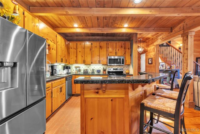 937 Ridgeland Farms Road, Montgomery, AL 36105