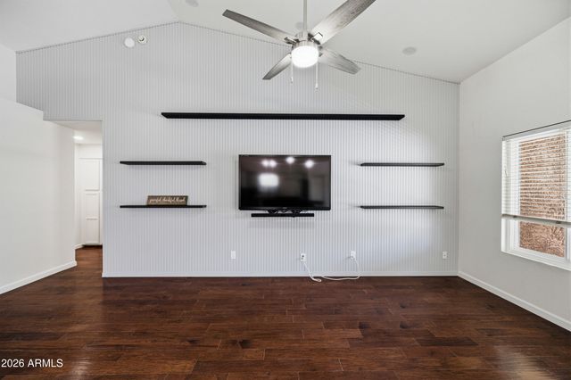 4928 E DARTMOUTH Street, Mesa, AZ 85205
