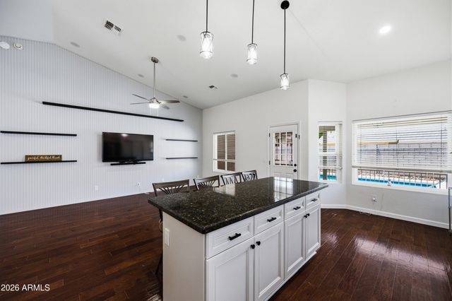 4928 E DARTMOUTH Street, Mesa, AZ 85205